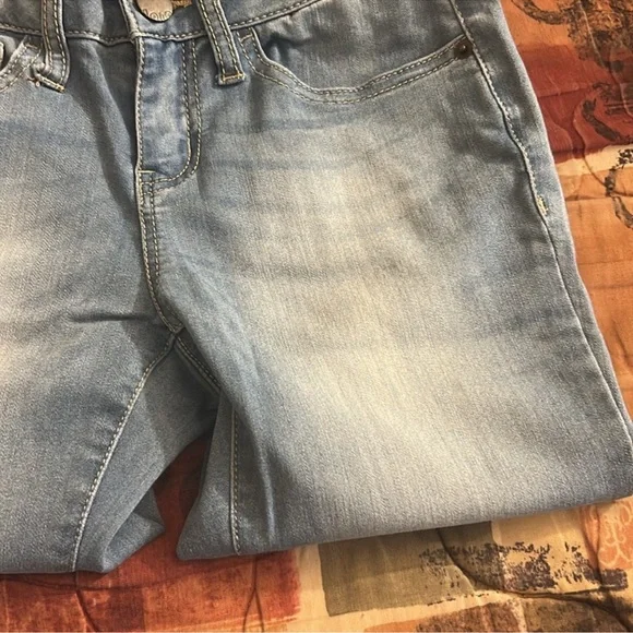 No Boundaries Light Blue Skinny Jeans - Picture 7 of 11